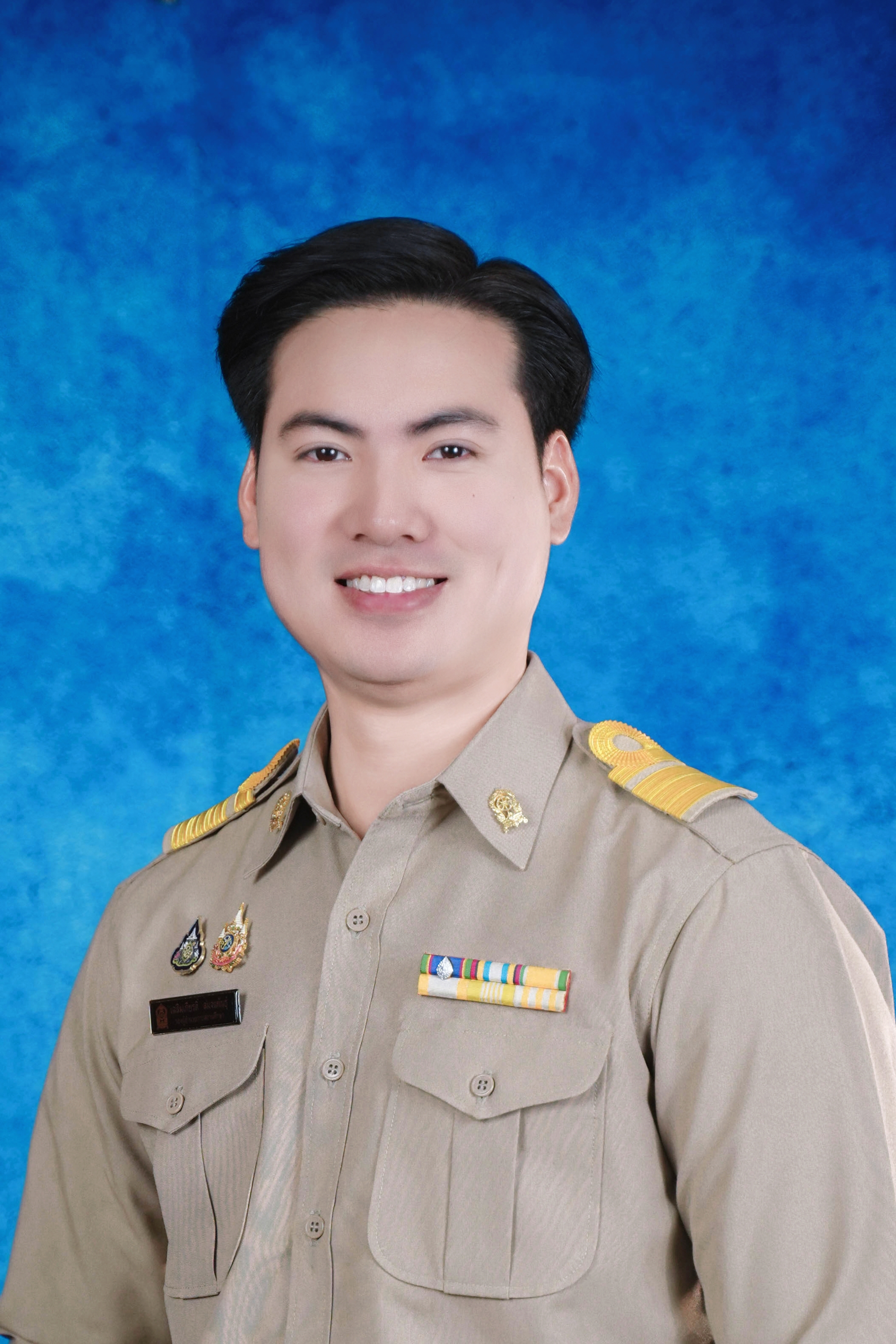 นายเฉลิมเกียรติ สมานพันธุ์