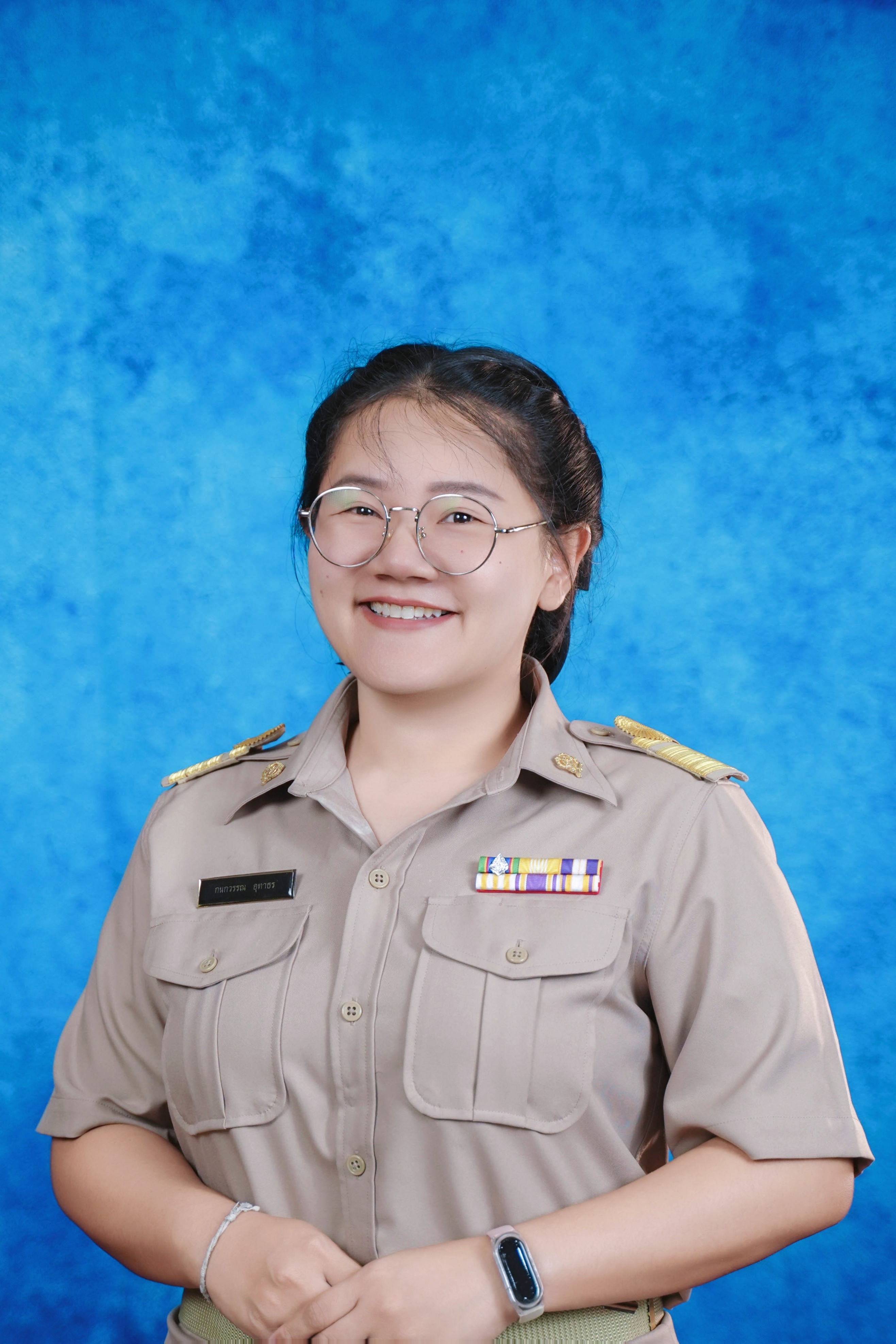 นางสาวกนกวรรณ อุทาธร