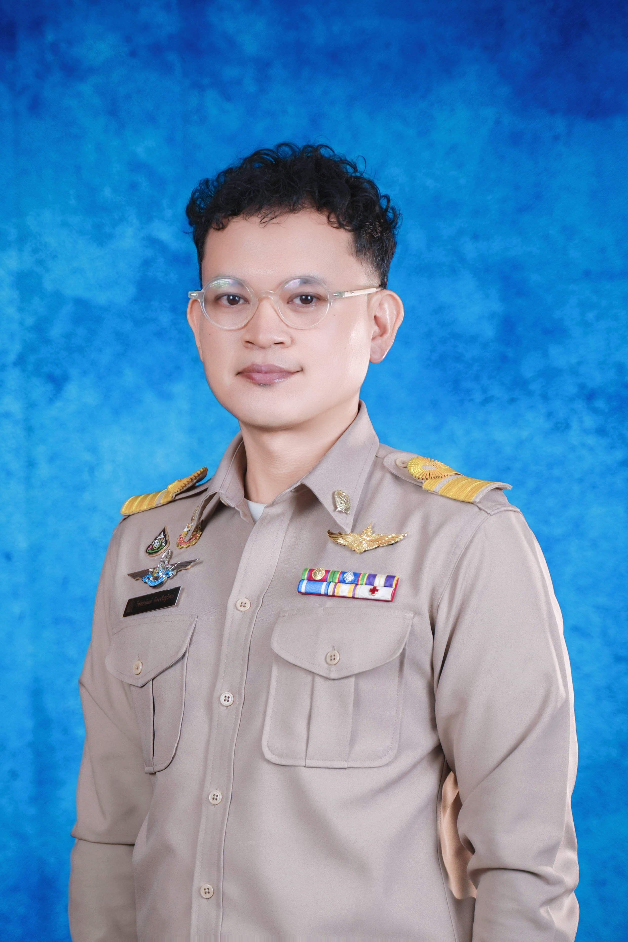 นายโชคอนันต์ จึงเจริญรัตน์